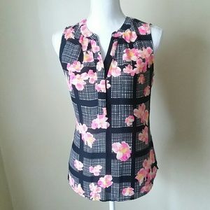 Banana republic sleeveless blouse